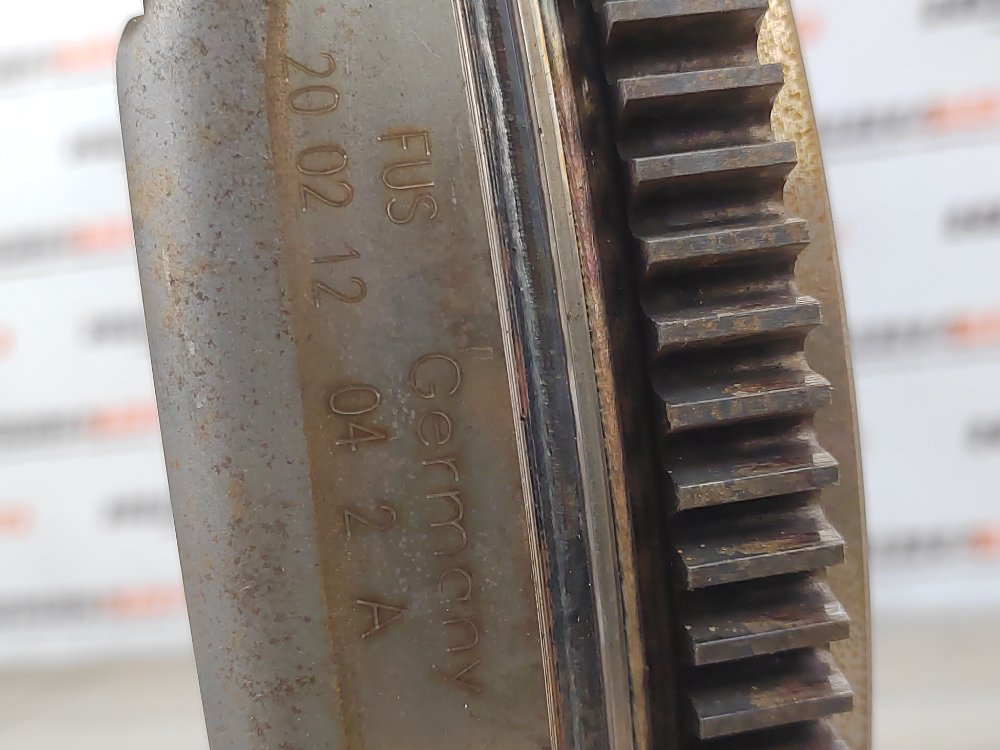 Маховик, 10000 рублей, Москва