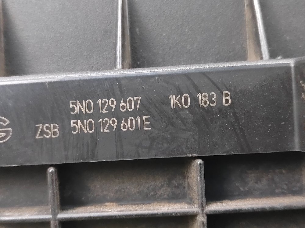 Корпус воздушного фильтра, 6000 рублей, Москва