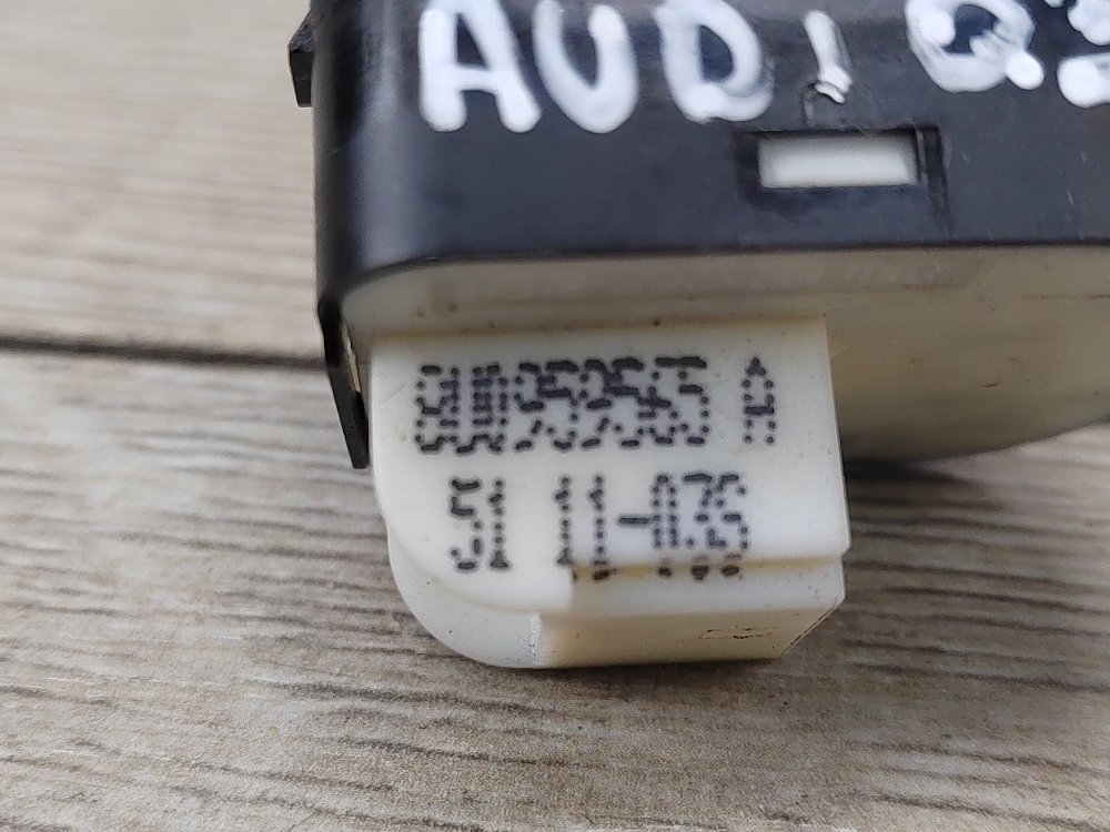 Блок управления зеркалами, 1000 рублей, Москва