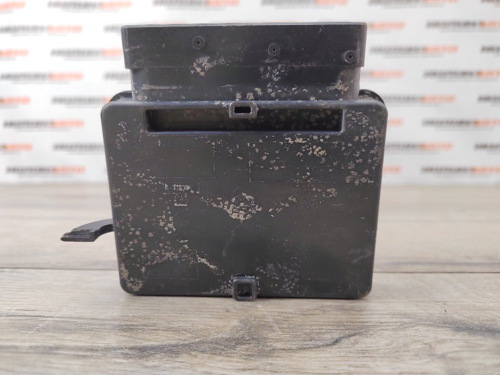 Блок электронный, 2000 рублей, Москва