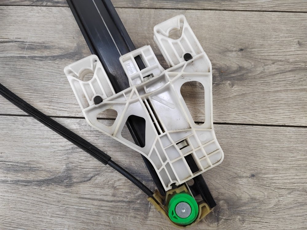 Стеклоподъемник, 600 рублей, Москва