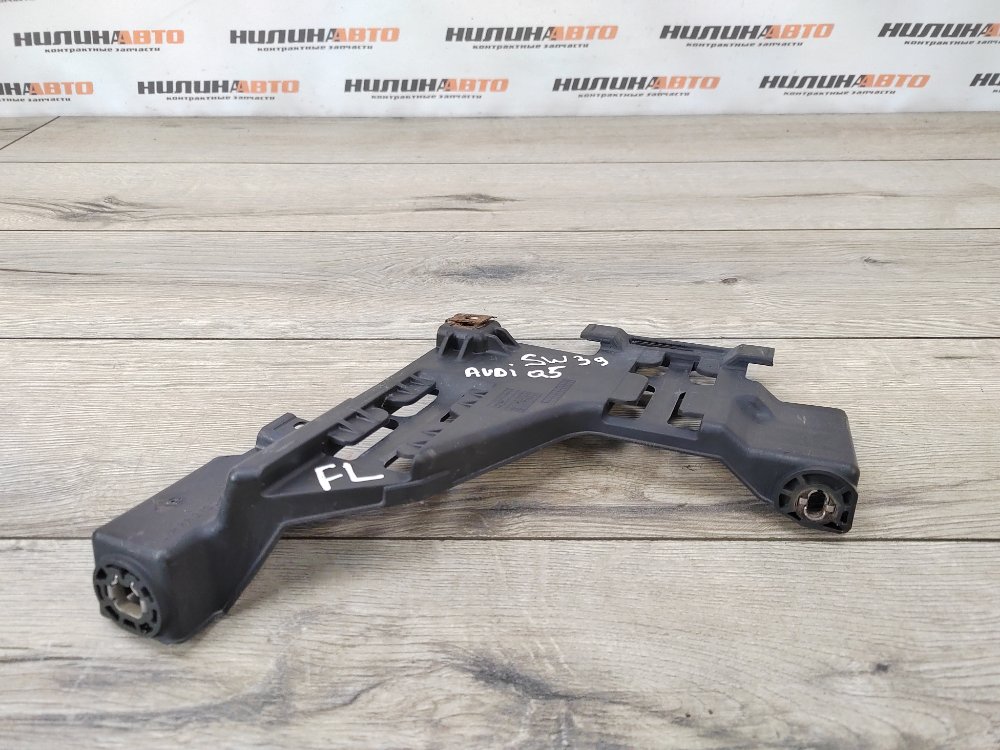 Кронштейн фары, 2000 рублей, Москва