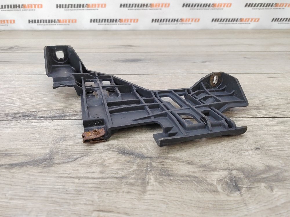 Кронштейн фары, 2000 рублей, Москва