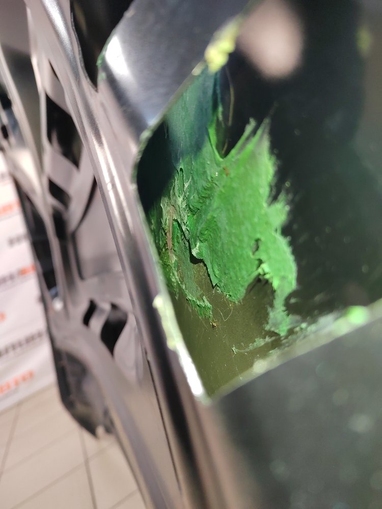 Капот, 33000 рублей, Москва