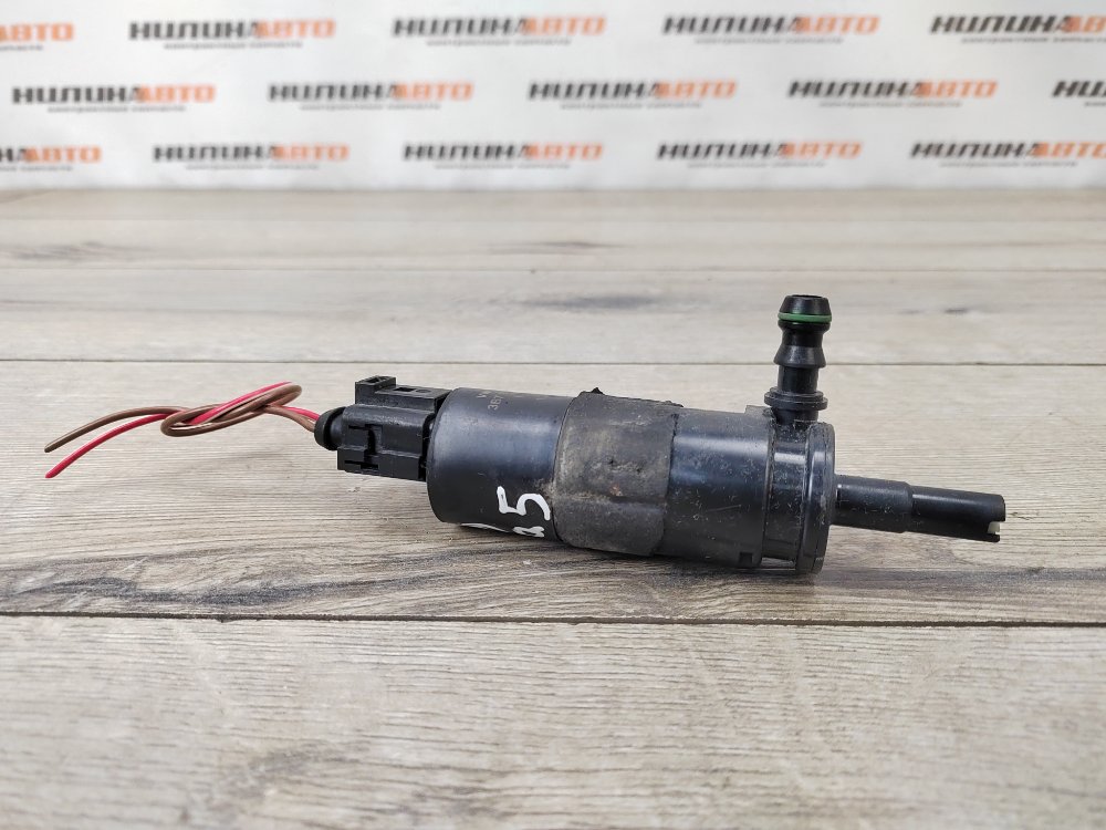 Насос омывателя фар, 1000 рублей, Москва