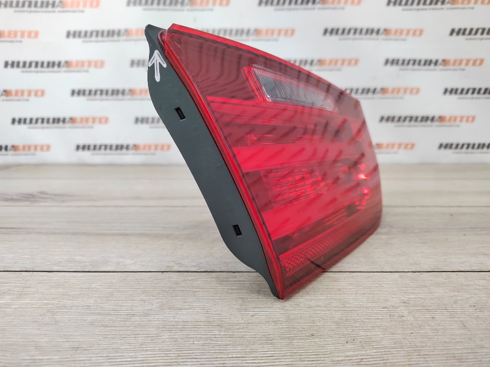 Фонарь в крышку багажника, 500 рублей, Москва