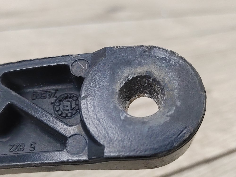 Поводок стеклоочистителя, 1300 рублей, Москва