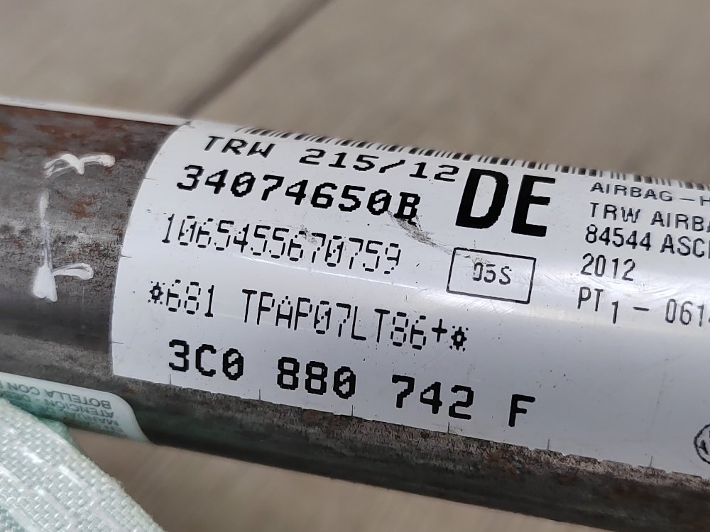 Подушка безопасности боковая, 1300 рублей, Москва