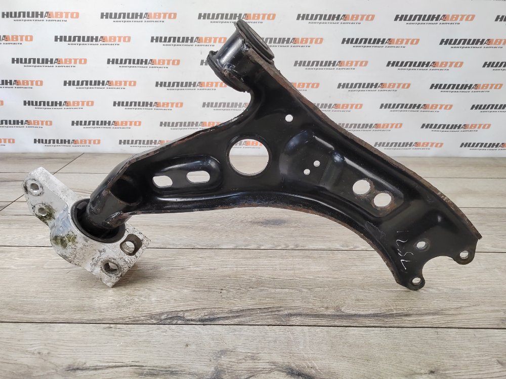 Рычаг передний нижний, 2000 рублей, Москва