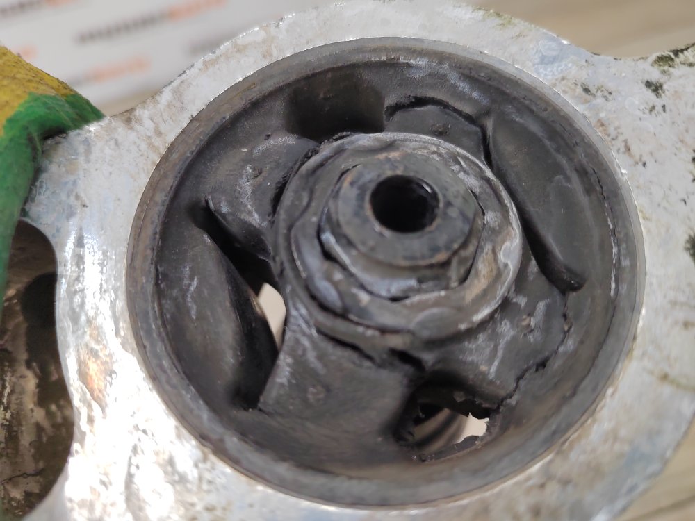 Рычаг передний нижний, 2000 рублей, Москва