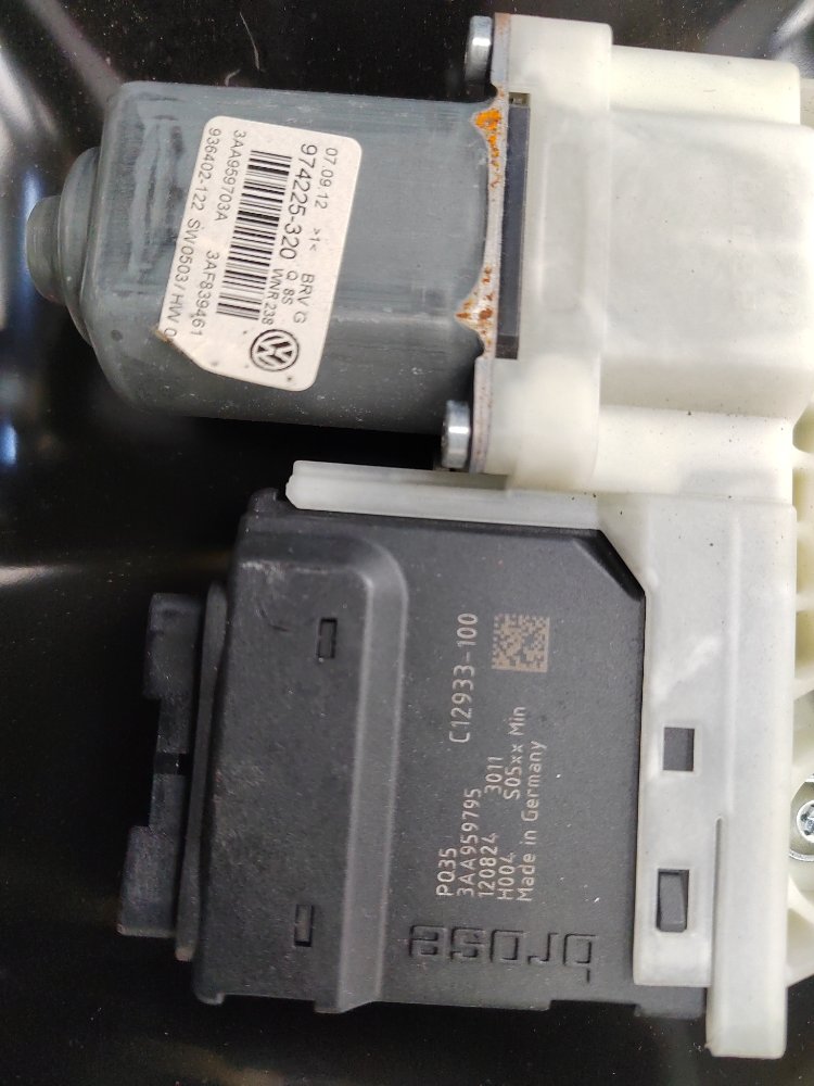 Стеклоподъемник, 1900 рублей, Москва