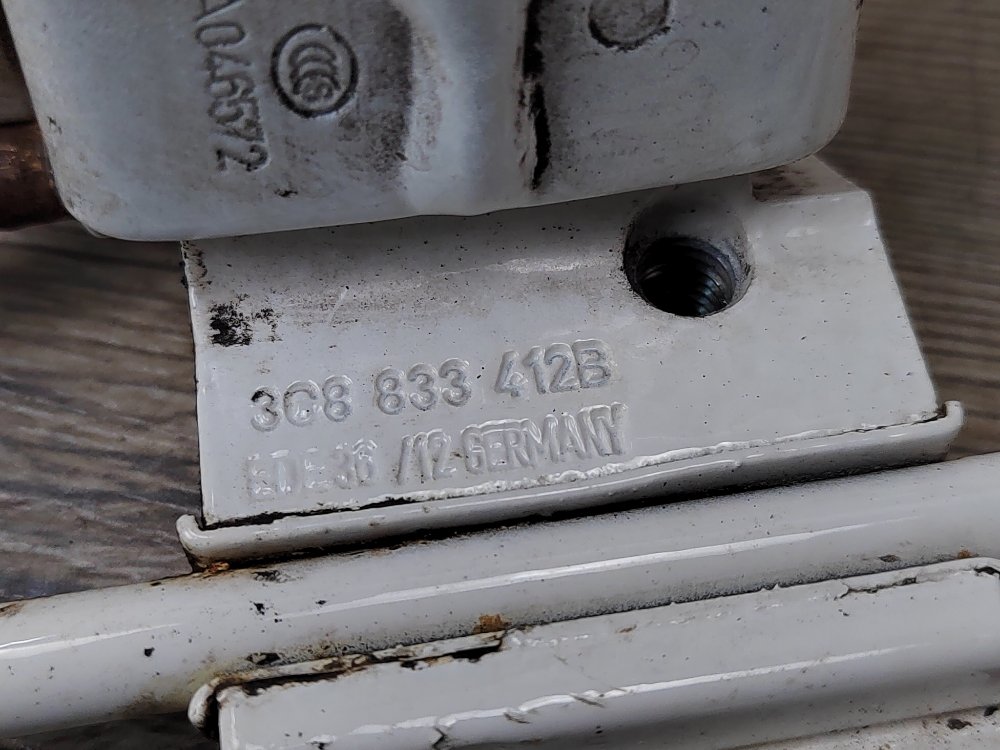 Петля двери нижняя, 500 рублей, Москва