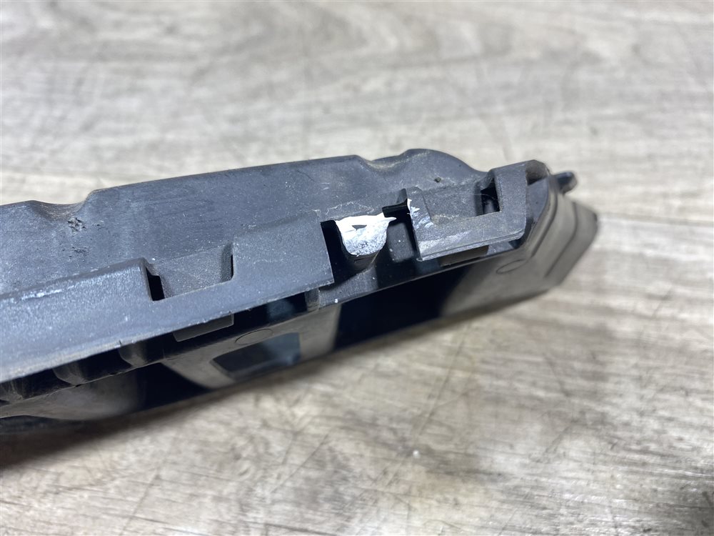 Кронштейн бампера, 1000 рублей, Севастополь