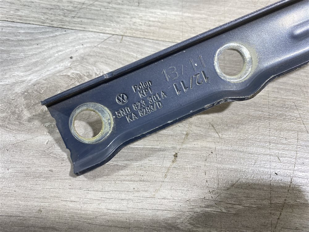 Петля капота, 2000 рублей, Севастополь