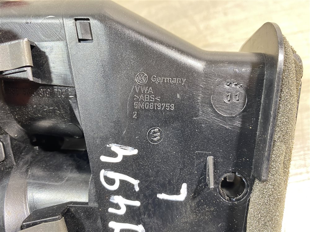 Дефлектор в торпедо, 1000 рублей, Севастополь