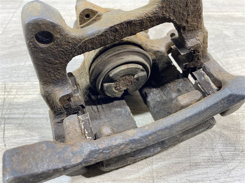 Суппорт тормозной, 4000 рублей, Севастополь