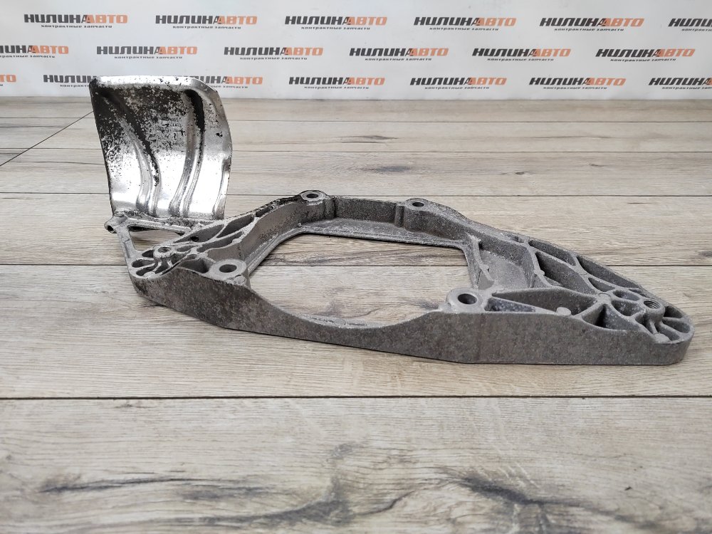 Кронштейн редуктора, 500 рублей, Москва