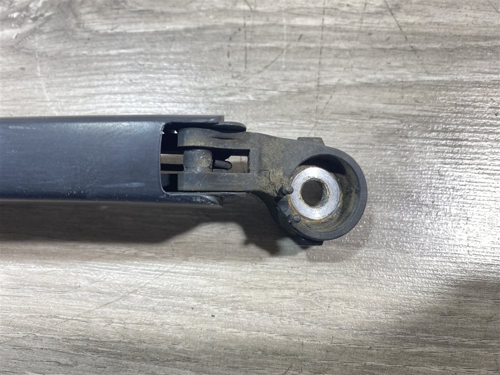 Поводок стеклоочистителя, 1500 рублей, Севастополь