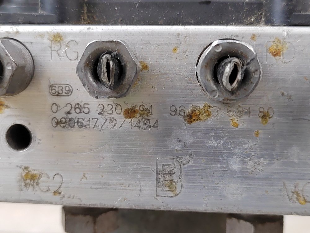 Блок ABS АБС, 2000 рублей, Москва