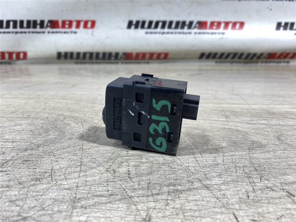 Кнопка корректора фар, 500 рублей, Севастополь