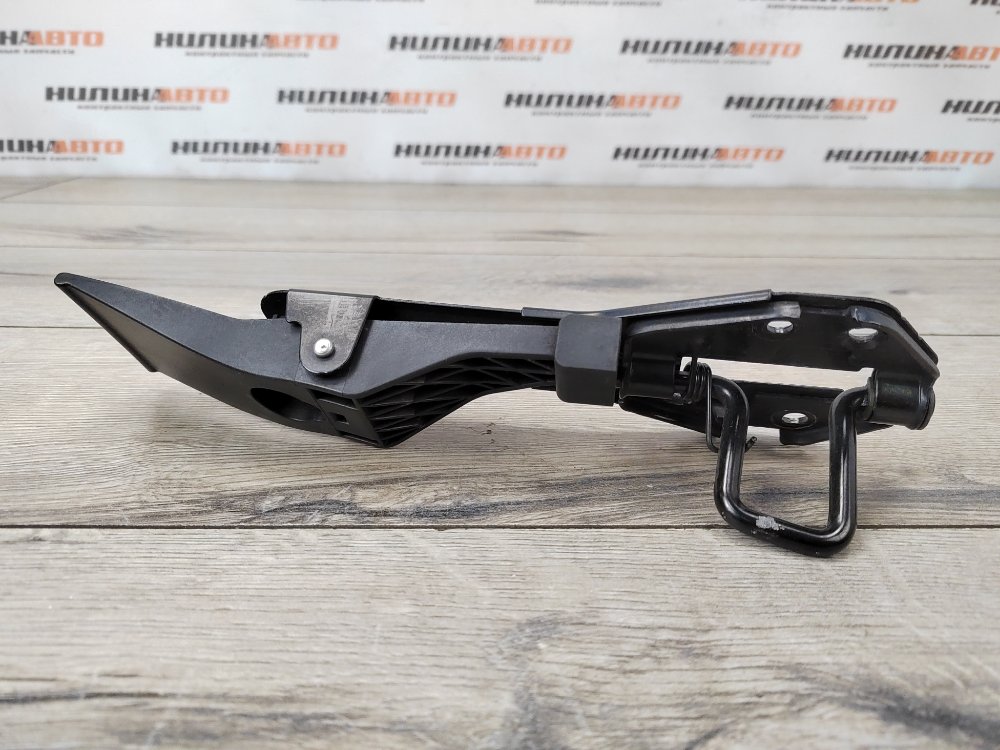 Замок капота, 1000 рублей, Москва