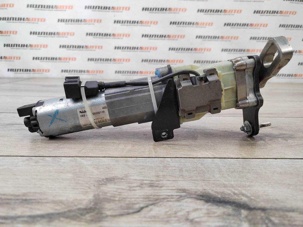 Петля крышки багажника, 8000 рублей, Москва