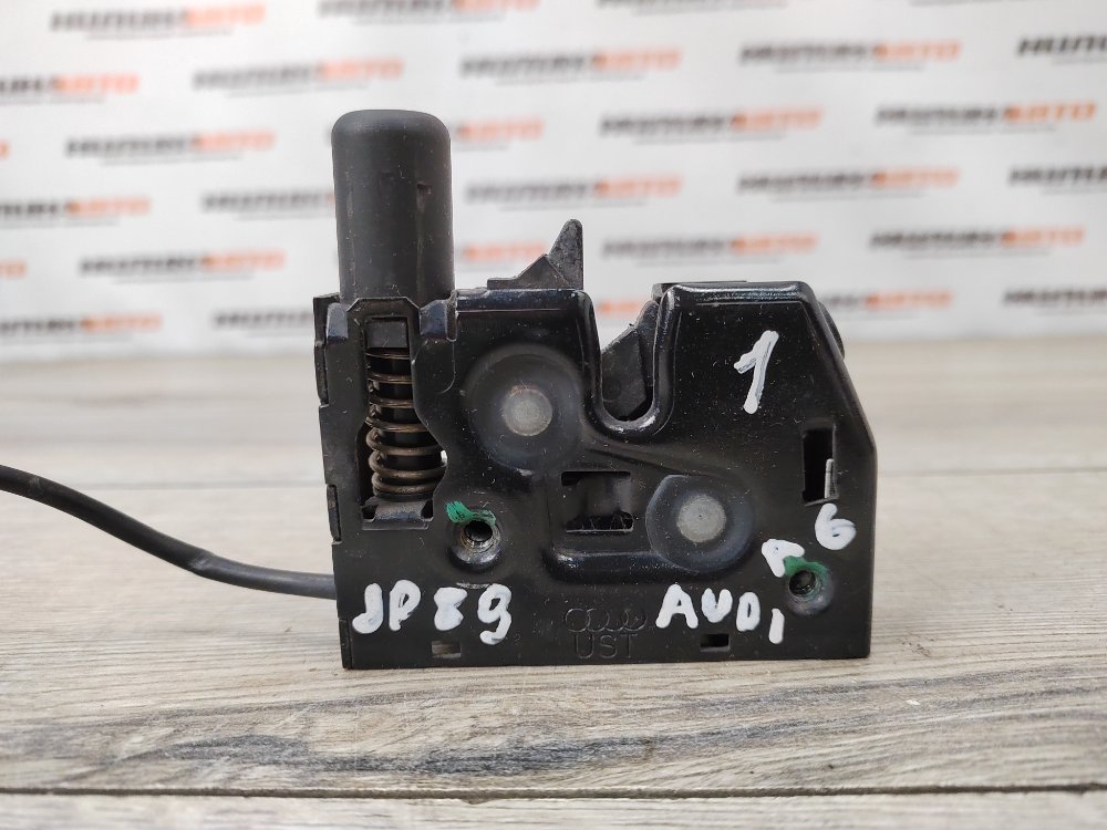 Замок капота, 1300 рублей, Москва