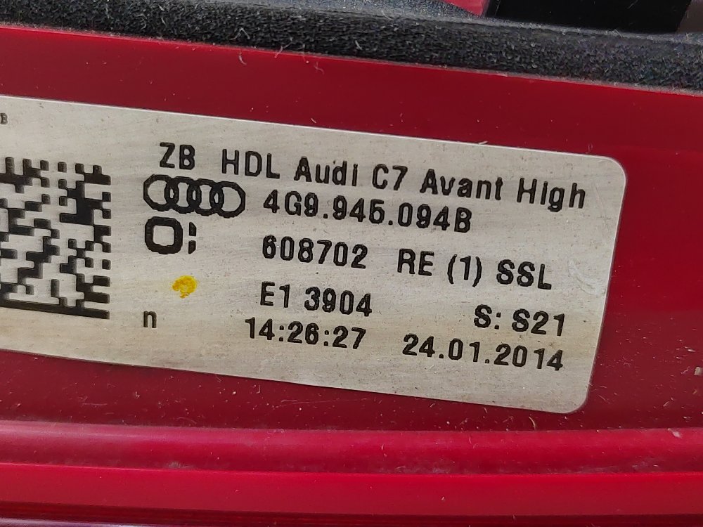 Фонарь в крышку багажника, 7000 рублей, Москва