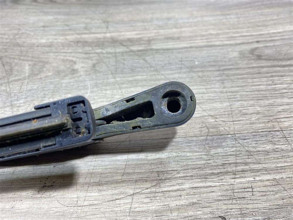 Поводок стеклоочистителя, 1000 рублей, Севастополь