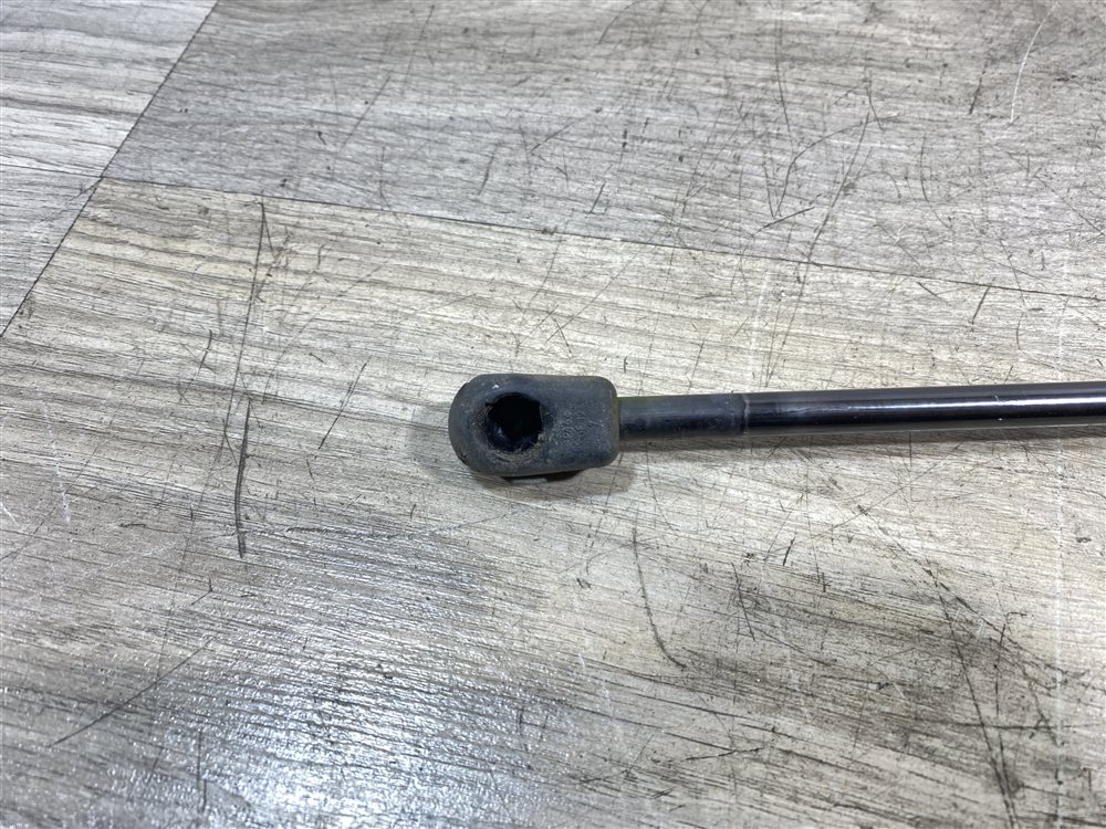 Амортизатор крышки багажника, 400 рублей, Севастополь