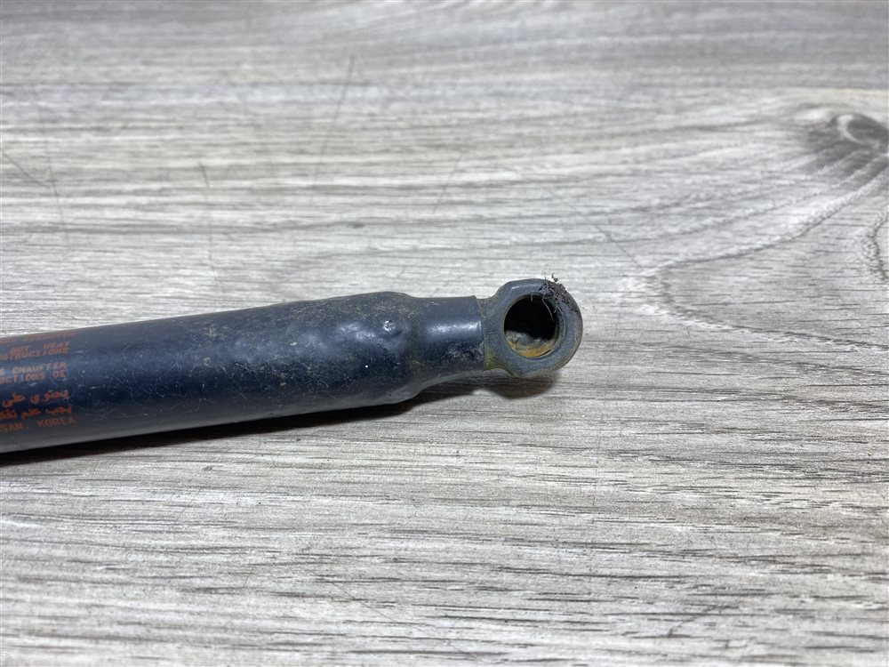 Амортизатор крышки багажника, 400 рублей, Севастополь