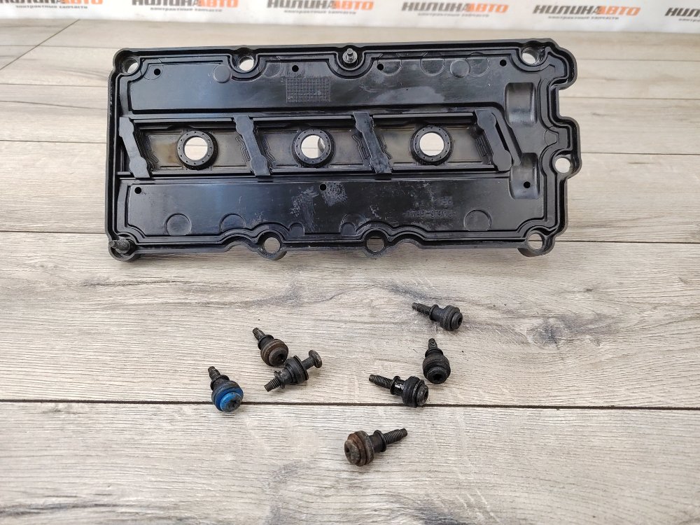 Крышка клапанная, 1000 рублей, Москва