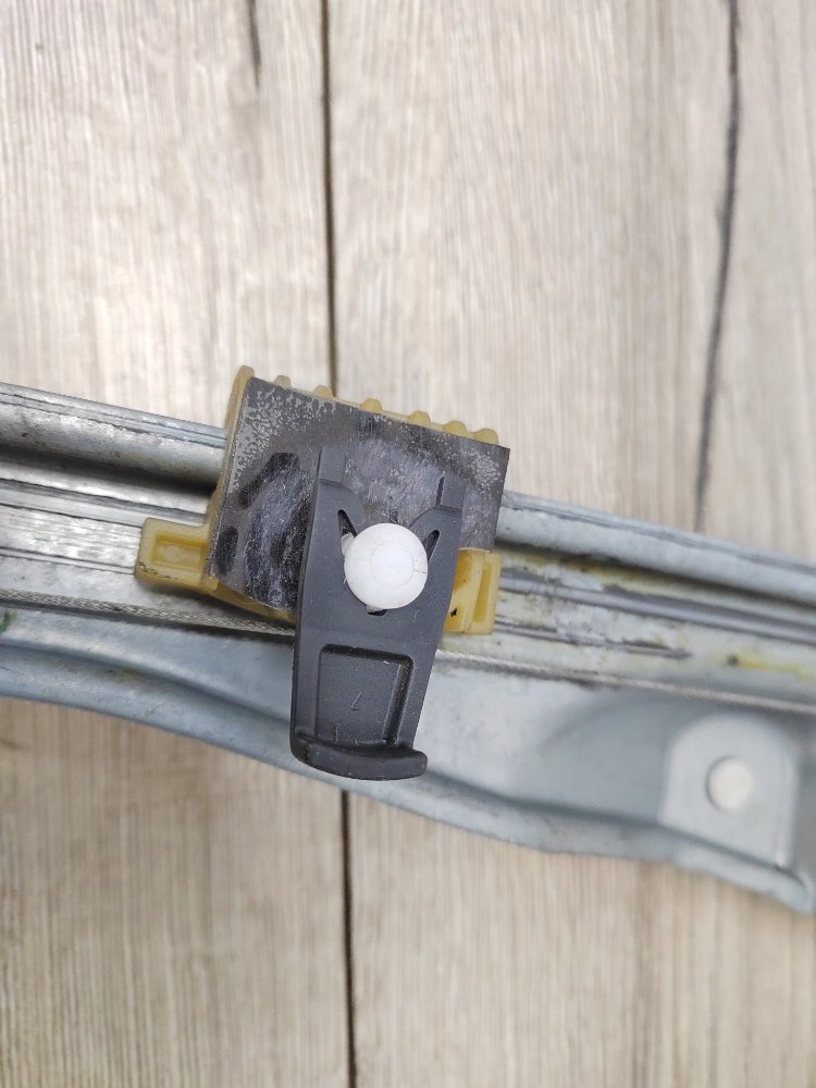 Стеклоподъемник, 1900 рублей, Москва