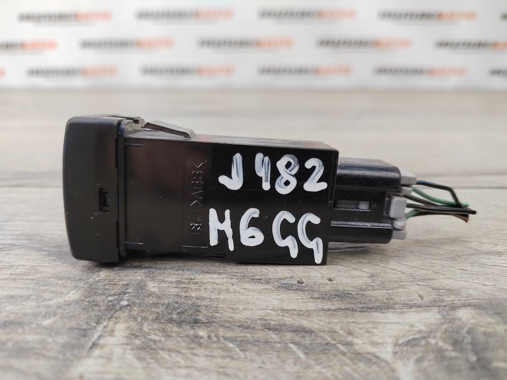 Кнопка освещения панели приборов, 300 рублей, Москва