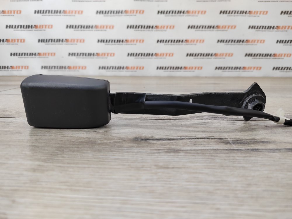 Замок ремня безопасности, 1000 рублей, Москва