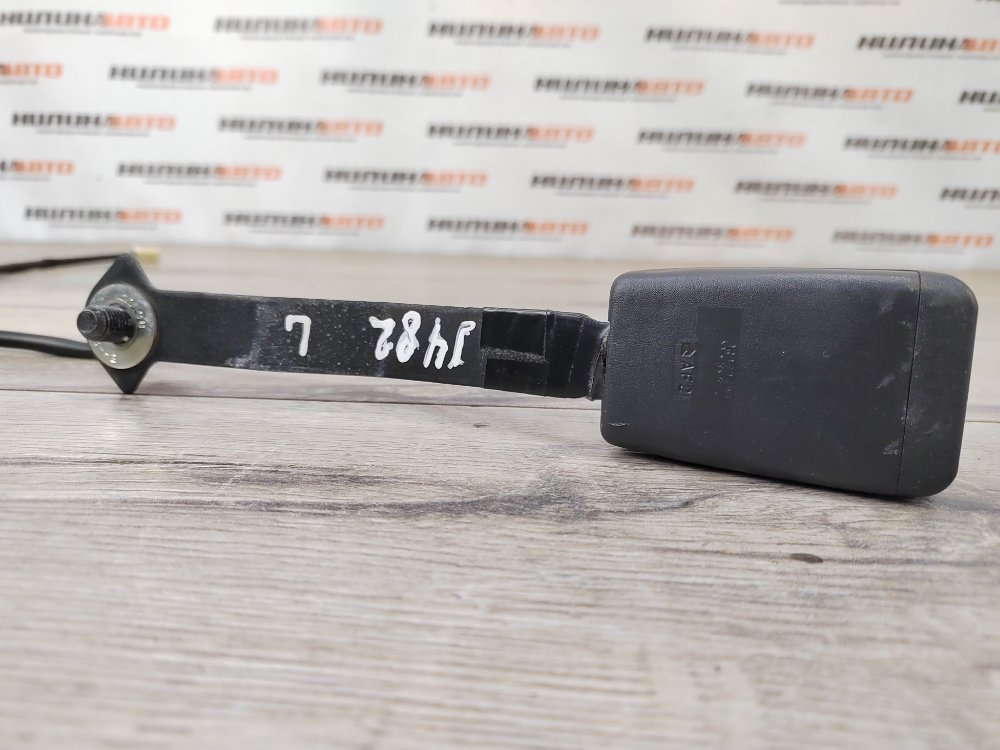 Замок ремня безопасности, 1000 рублей, Москва