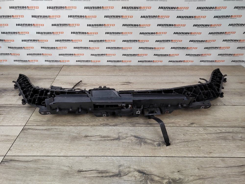 Панель передняя, 1000 рублей, Москва