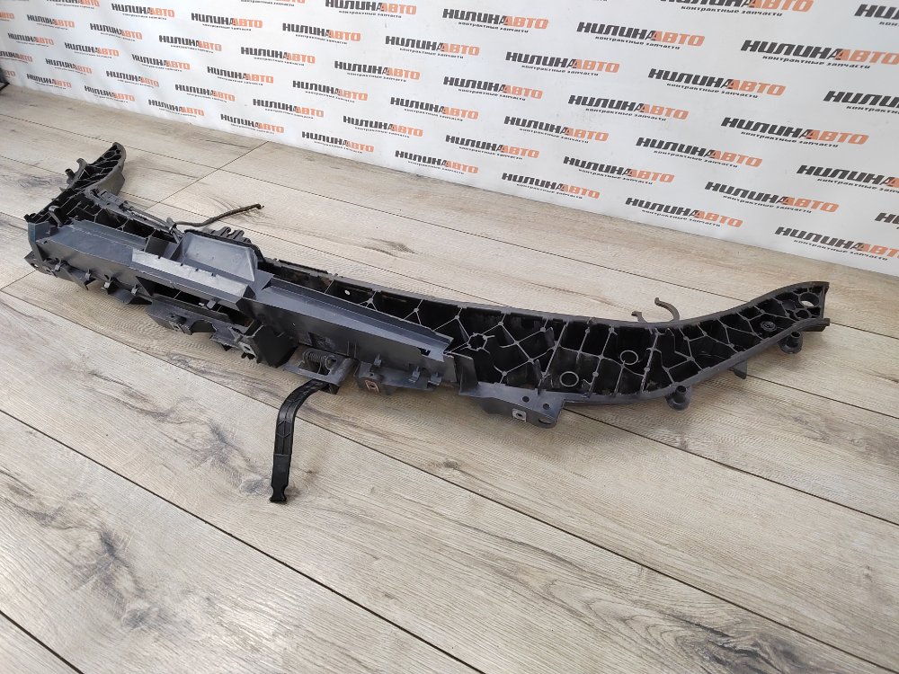 Панель передняя, 1000 рублей, Москва