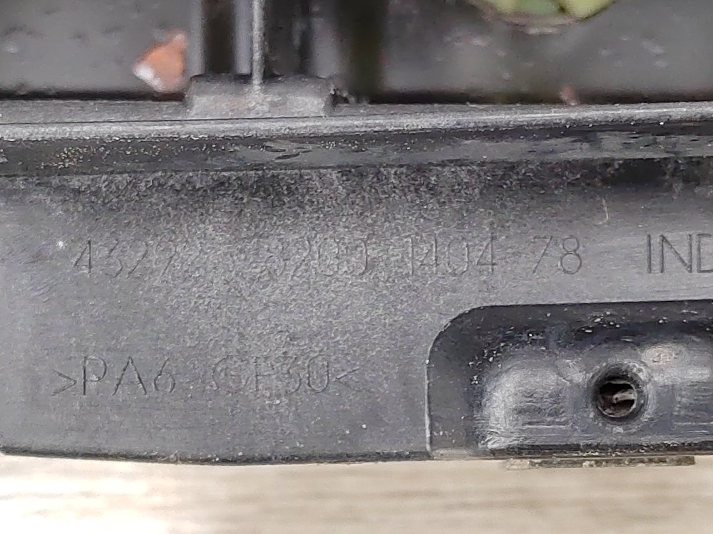 Панель передняя, 1000 рублей, Москва