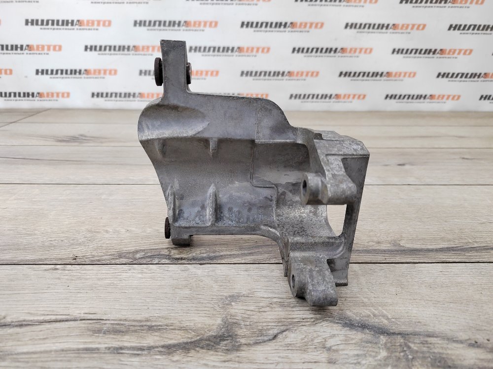 Кронштейн ТНВД, 500 рублей, Москва