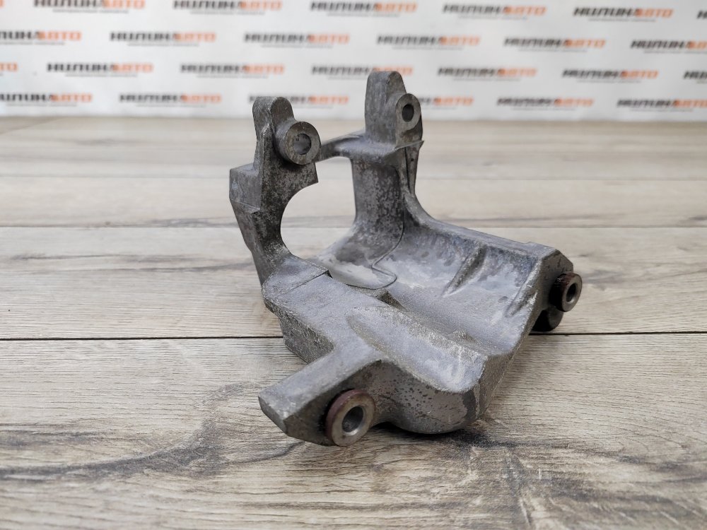 Кронштейн ТНВД, 500 рублей, Москва