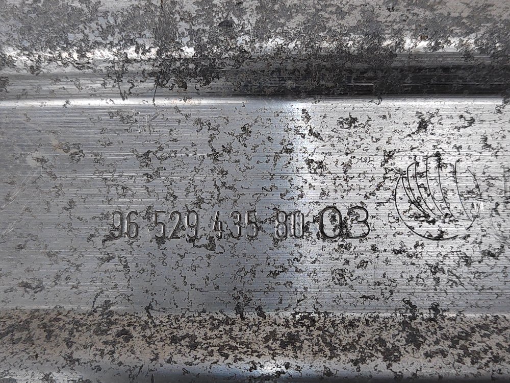 Усилитель бампера, 2200 рублей, Москва