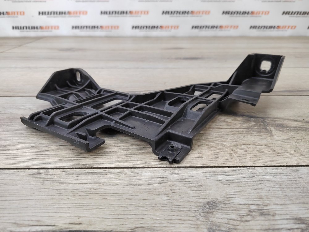 Кронштейн фары, 2000 рублей, Москва