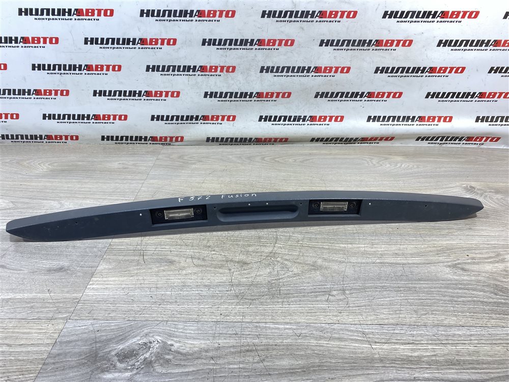 Накладка крышки багажника, 2000 рублей, Севастополь