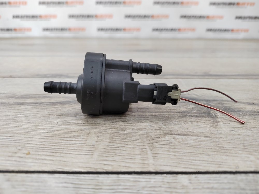 Клапан вентиляции топливного бака, 1000 рублей, Москва