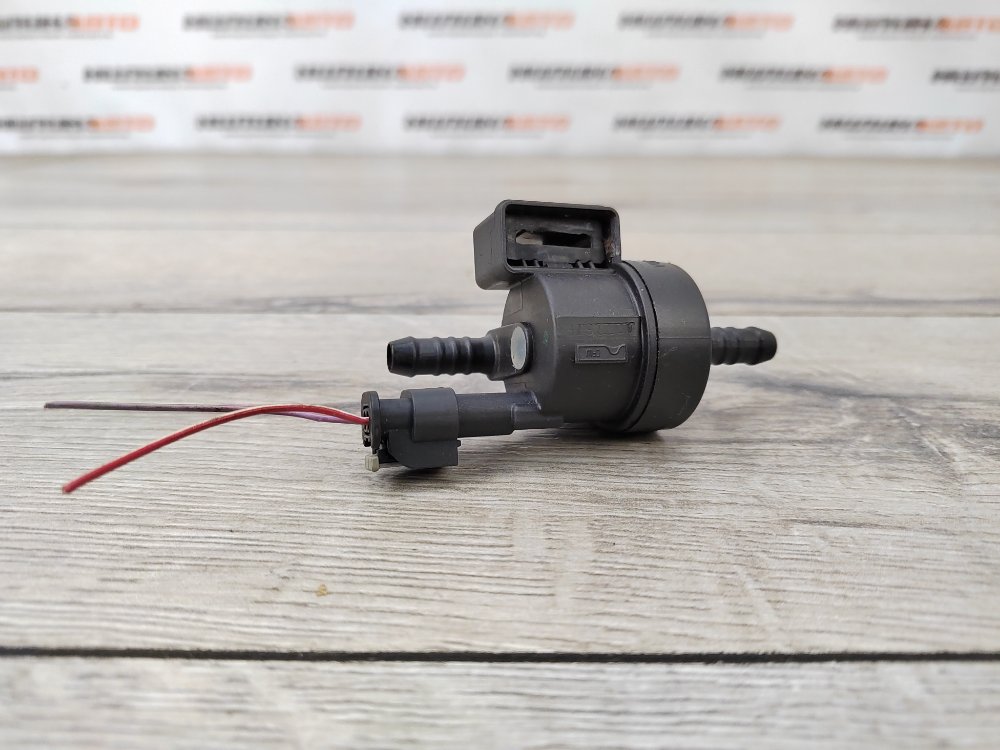 Клапан вентиляции топливного бака, 1000 рублей, Москва