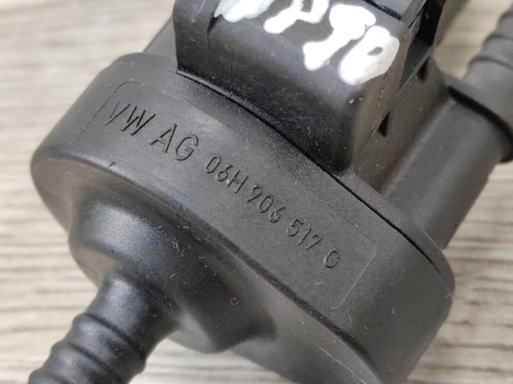 Клапан вентиляции топливного бака, 1000 рублей, Москва