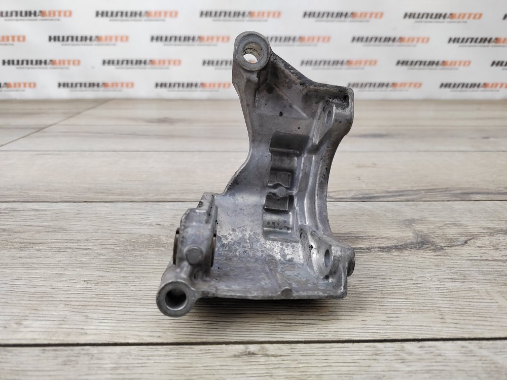 Кронштейн ГУР, 500 рублей, Москва