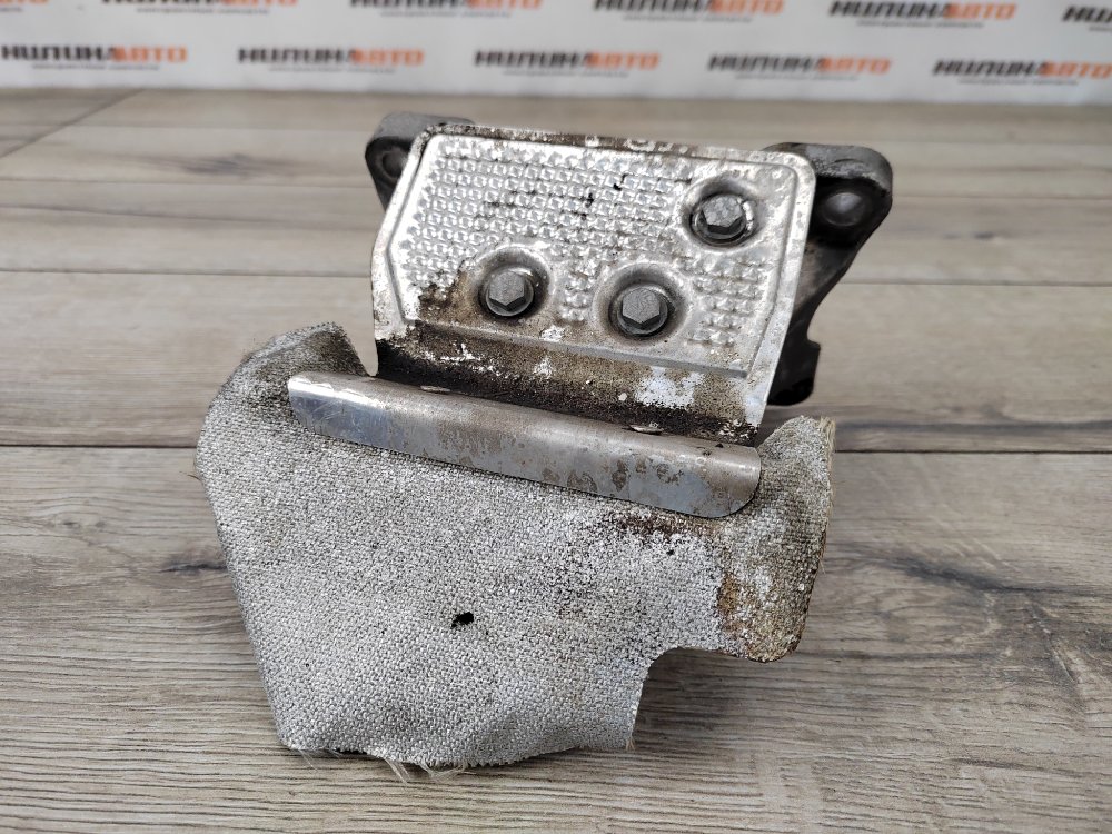 Кронштейн двигателя, 1000 рублей, Москва