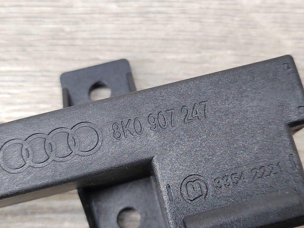 Антенна центрального замка, 300 рублей, Москва